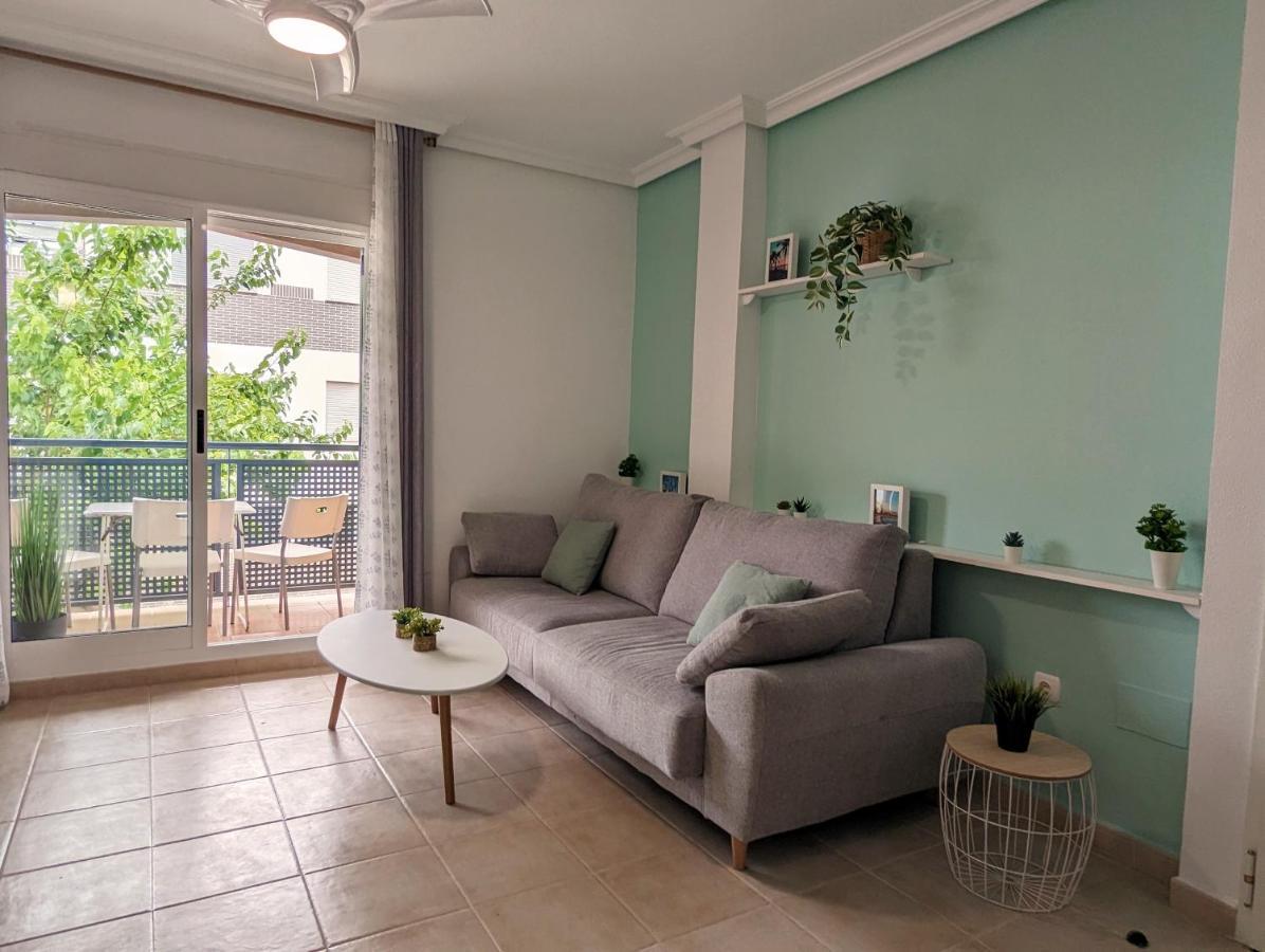 Apartamento Las Palmeras - Con Terraza, Barbacoa, Aire Acondicionado Y A 250M De La Playa! Los Alcázares Eksteriør bilde